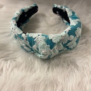 Mint green lace floral Lele Sadoughi headband worn once.